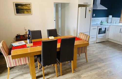 Foxton Beach Casa | Foxton Beach Bach - bach familiar modernizado cerca de la playa