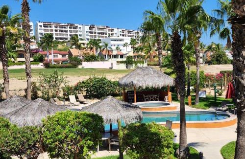 Campo de Golf Fonatur Apartamento | Beach Eateries Shops 10 min walk Golf view