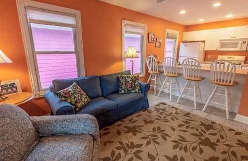 Michigan City Casa | Beach Escape, Perfect for Couples + Small Families