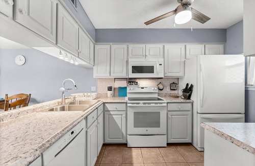 Silver Sands Condominio | Beach Escape 8015-Sleeps 7