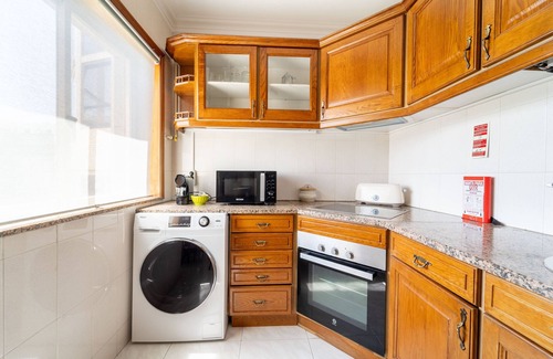 Viana do Castelo Apartamento | Beach Flat by House and People
