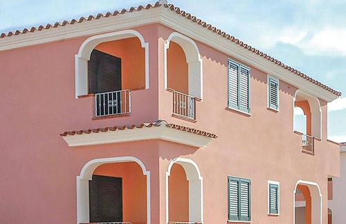 Sos Alinos Apartamento | Apartamento frente a la playa en Orosei