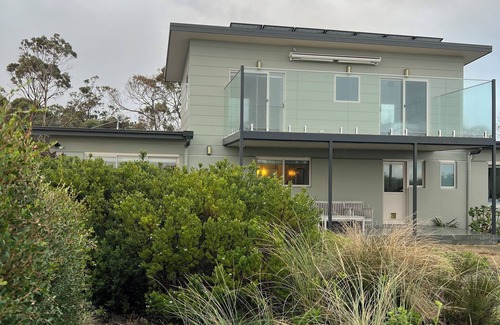 Connellys Marsh Casa | Beach Front Beach House Retreat
