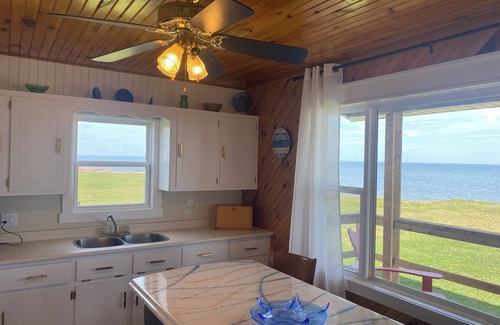 Prince County Cabaña | Beach front cottage minutes from the Northern Tip of the Island! (Pet Friendly)