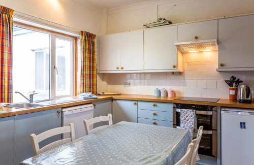 Brodick Apartamento | Beach Front Flat, Brodick