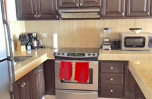 Chula Vista Condominio | Impresionante 2 BDRM / 2 BAÑO piso superior Condo-EN LA ARENA. VISTAS, VISTAS.