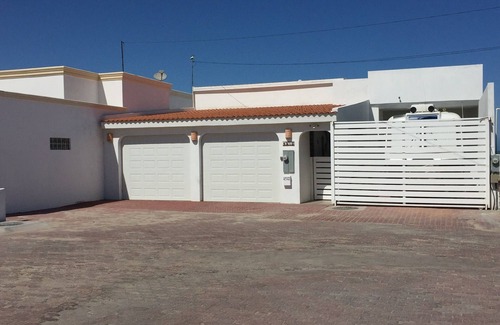 Villas de Las Palmas Casa | Nueva casa frente a la playa