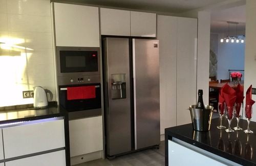 Torrevieja Villa | LA MATA - FRENTE AL MAR / Piscina Privada / Coche no necesario / Aire. con / Wi-Fi /
