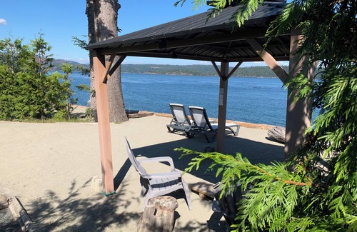 Campbell River Apartamento | Beach Front Luxury Private Hot Tub Sandy Beach