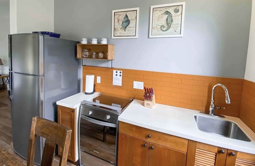 Las Escobas del Venado Apartamento | Beach front condo in the heart of Playa Venao. Sea, Surf, Bars, Restaurants…