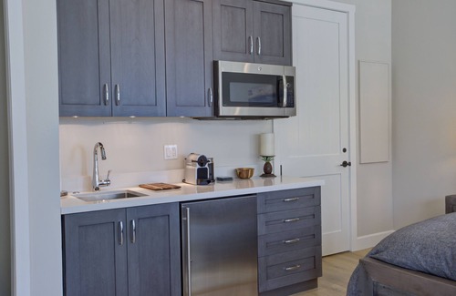 Toro Canyon Apartamento | Beach front Sea Loft in Santa Barbara. Weekly discounts. Best beach sunsets!