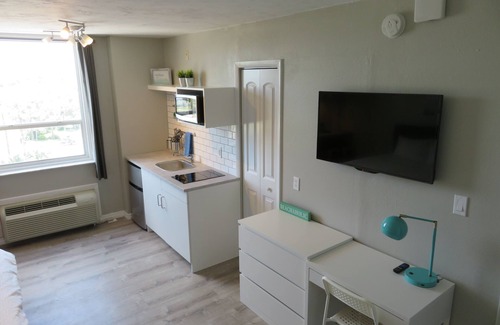 Lenox Park Condominio | Beach Front Studios in Daytona Beach