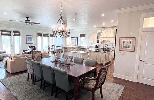 East End Casa | Beach front view. Golf Cart Friendly. Pool. Elevator.