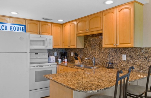 Treasure Island Condominio | Beach Getaway – Spectacular Sunsets South Beach 206