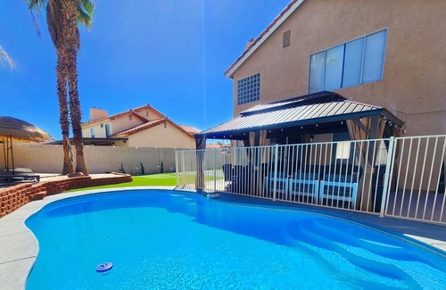 Spring Valley Villa | * 𝐒𝐚𝐧𝐝 Beach Gold Class Luxury VILLA with Game Room