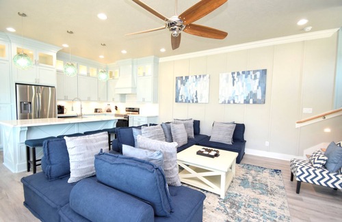 Crystal Beach Casa | BEACH HANSON 2 New Construction with Private pool and hot tub on upper deck.