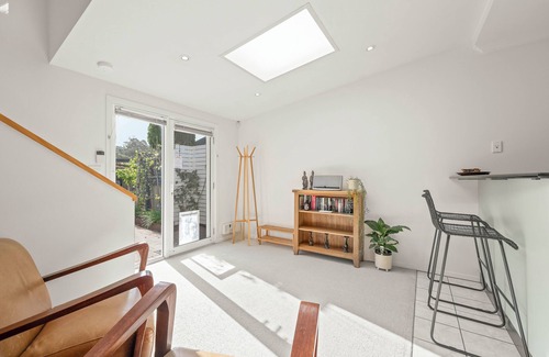 Kingston Beach Casa | Beach Haven - 2 Bedroom Townhouse