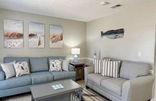 Open Sands Casa | Beach Haven - Seasonal Hot Tub, Fire Pit, BBQ, 700 Feet to Beach, Central PCB, FREE Daily Activities, & More!