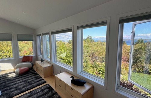 Port Mouton Cabaña | BEACH HEAVEN modern Holiday Home - white sandy beach; 2 saunas; pet-friendly;