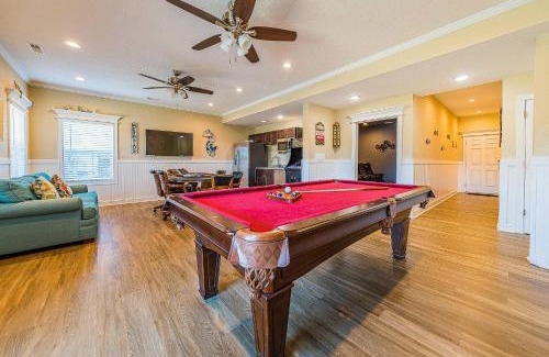 Whalehead Beach Casa | Beach Hive - Formerly Wings on a Prayer