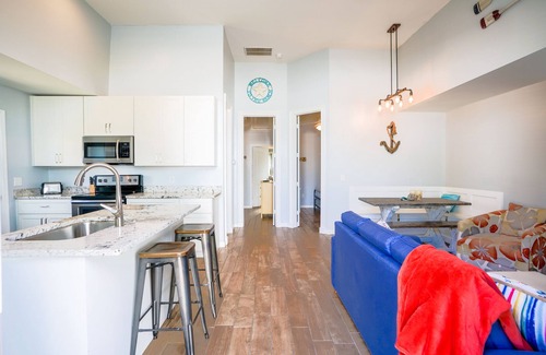 Sunnyside On The Gulf Casa | Nueva construcción que admite mascotas cabaña una casa de vuelta de la playa! 50 pies al agua