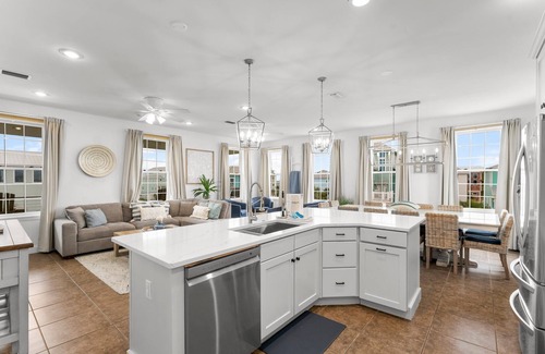 Seagrass Casa | Beach Home | Sleeps 23 | Pool | Game Room|EV Charger|Beach Gear