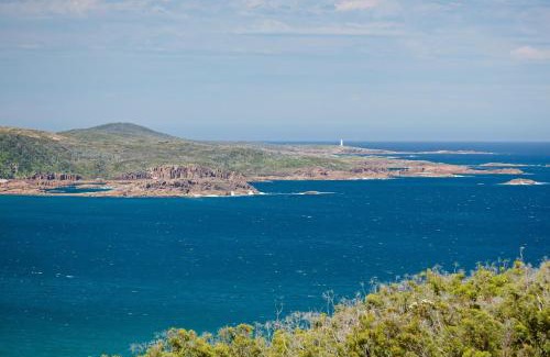 Boat Harbour Casa | Beach House 7 26 One Mile Close air conditioned wifi foxtel linen