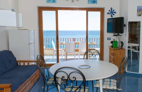 Letojanni Apartamento | Beach House AcquaMarina