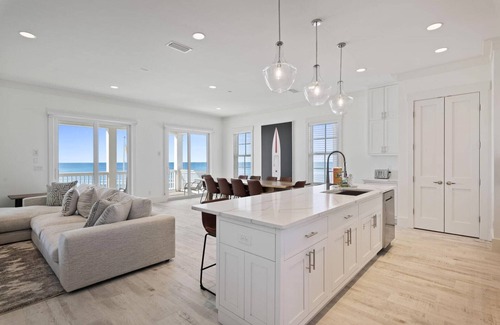 West Panama City Beach Casa | Beach House - Anchors Aweigh by PHG