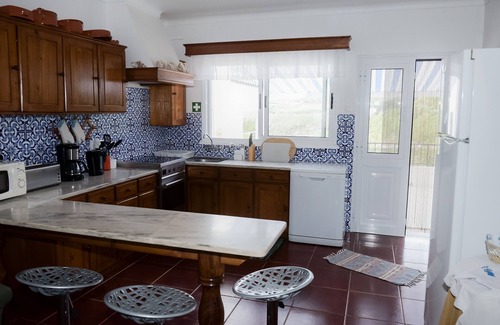 Ribeira Grande Casa | BEACH HOUSE - Casa de las Hortensias - STUNING VIEWS - sleeps 8