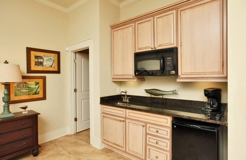 Kiska Beach Condominio | Beach House - Glory Daze by Panhandle Getaways