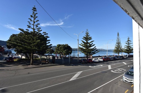 Oriental Bay Casa | Beach house in Oriental Parade