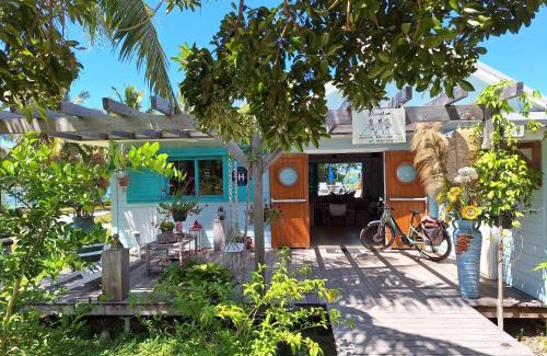 Poum Cabina | Beach House Lodge