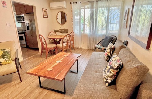 Ewa Casa | Beach house , ocean breeze, parking