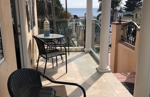 La Conchita Casa | Casa de playa cerrada!
