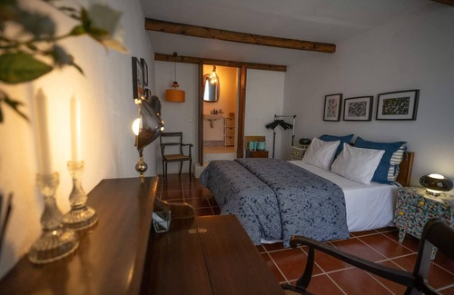 Torreira Casa | Beach House Babylon-Guest House with kitchenette, garden & pool