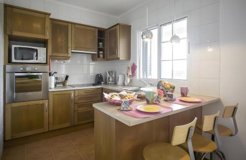 Ribeira Grande Apartamento | Beach House - Mountain And Ocean