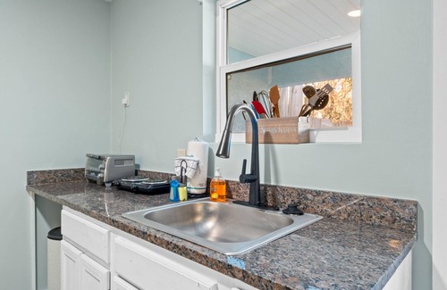 Bahama Beach Casa | Beach House Sunset Paradise Studio - Beach, Free Golf Round Daily