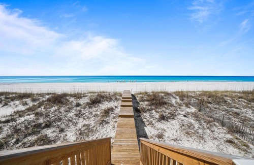 Crescent Beach Casa | Beach House - Sugar Sands by Panhandle Getaways