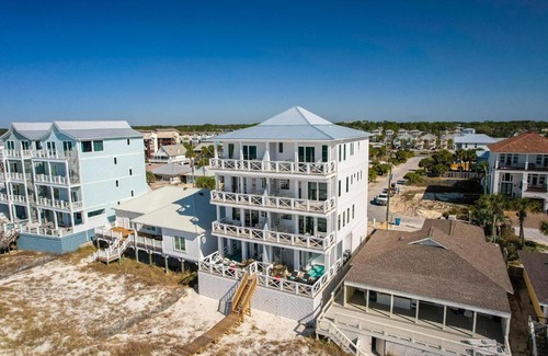 Crescent Beach Casa | Beach House - Sugar Sands by Panhandle Getaways