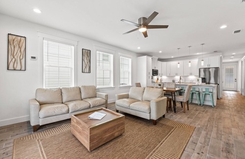 Panama City Beach Casa | Beach House - Sugary Sands by PHG