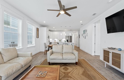 Panama City Beach Casa | Beach House - Sugary Sands by PHG