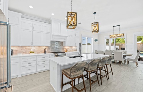 Laguna Beach Casa | Beach House Totally Beachin - Sleeps 32 - 2 Private Pools, Beach, Pet Friendly
