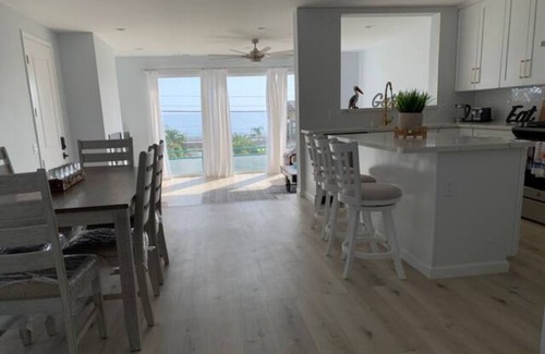 La Conchita Casa | Beach House! Views! Walk to the beach!