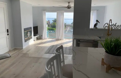La Conchita Casa | Beach House! Views! Walk to the beach!