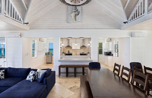 James Cistern Casa | Beach House w/Sunset View, Pool, Gym, Pickleball