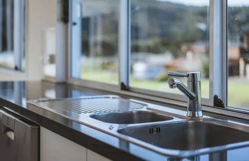 Whangamata Casa | BEACH HOUSE Whangamatā (BEACH HOUSE) - 100m from Harbour