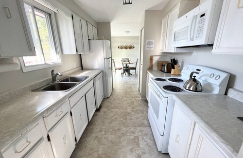 Scotch Creek Casa | Beach House with Private Dock and Sandy Beach