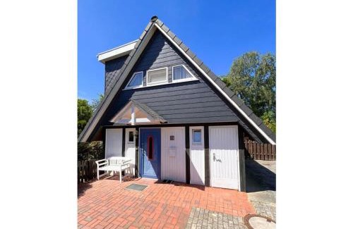 Duhnen Casa | Beach Hut Modern Retreat