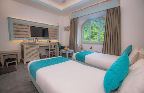 Pokhara Hotel | Beach Lodge